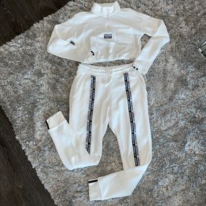 Adidas Logo Sweatshirt & Sweats